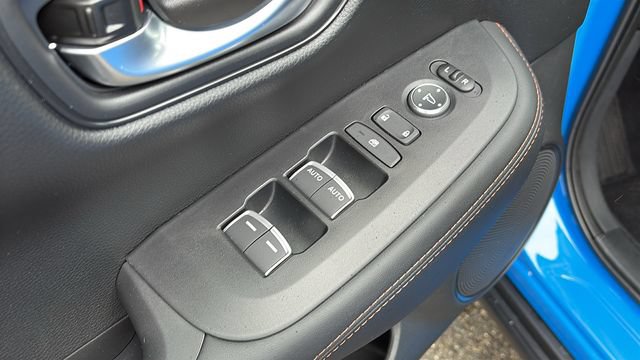 Used 2026 Honda HR-V Sport image 9