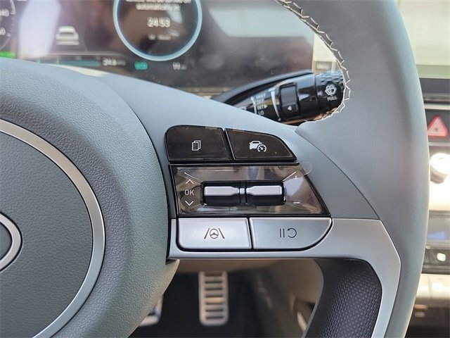 New 2025 Hyundai Elantra SEL image 5