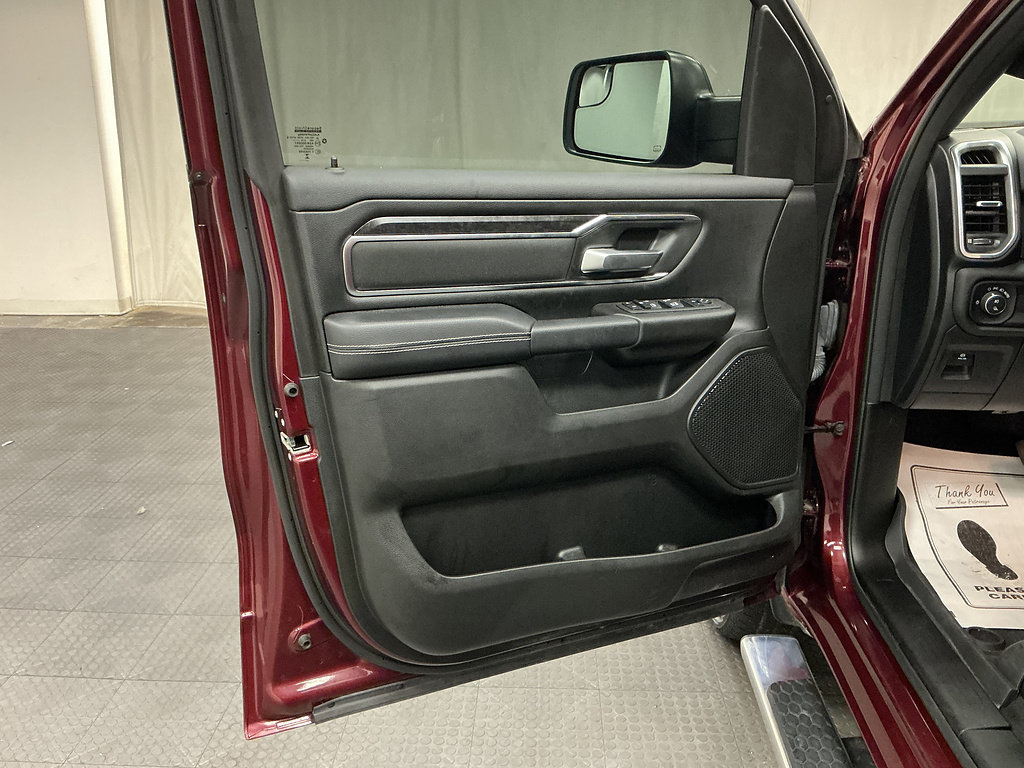 Used 2024 RAM 1500 Big Horn AWD/4WD image 22