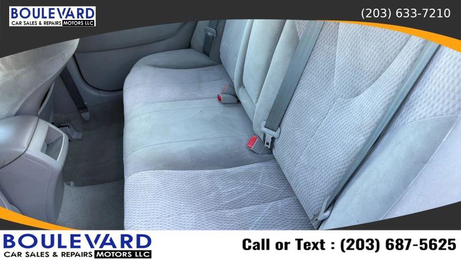 Used 2010 Toyota Camry LE FWD image 26