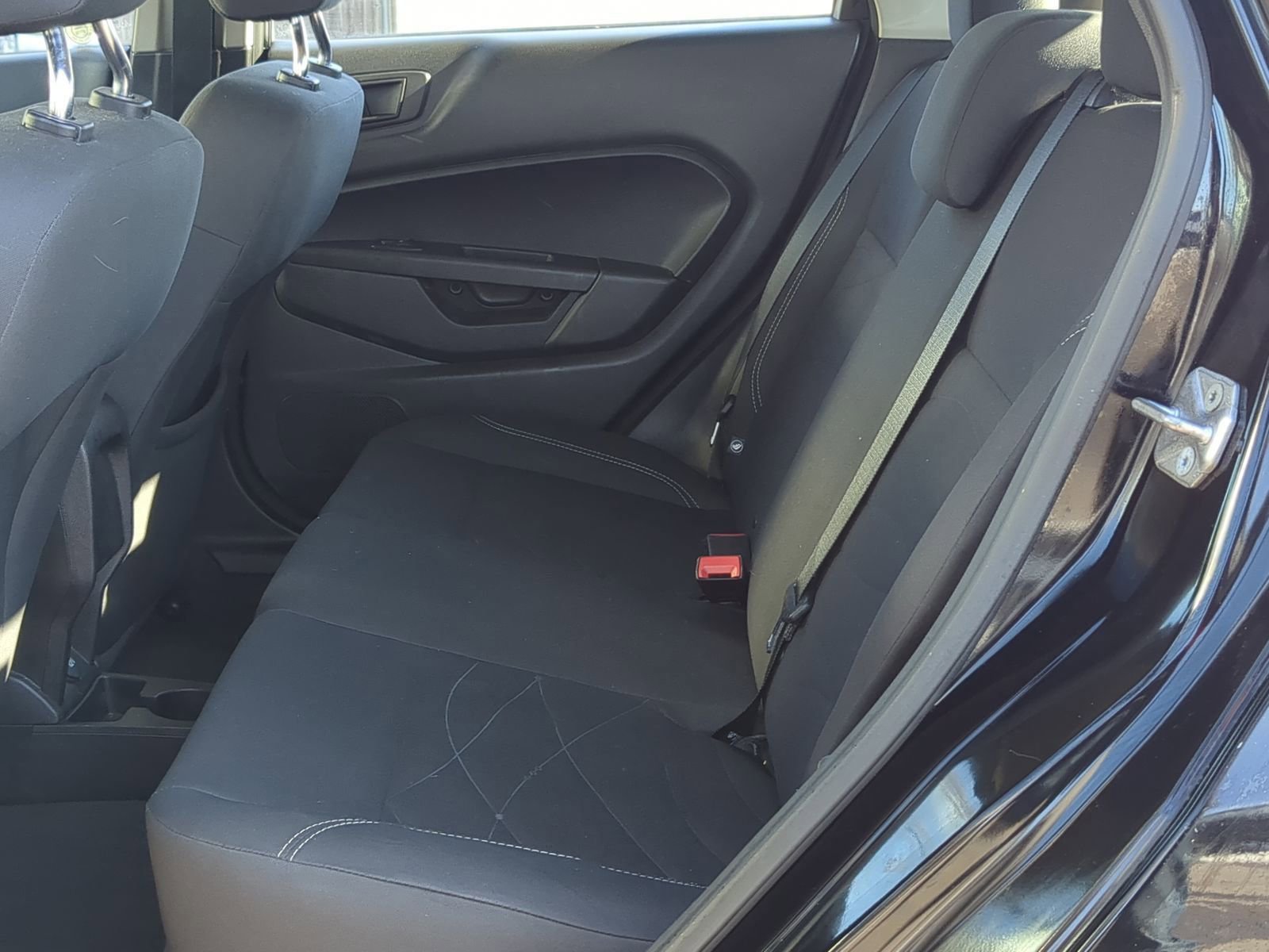 Certified 2018 Ford Fiesta SE image 21