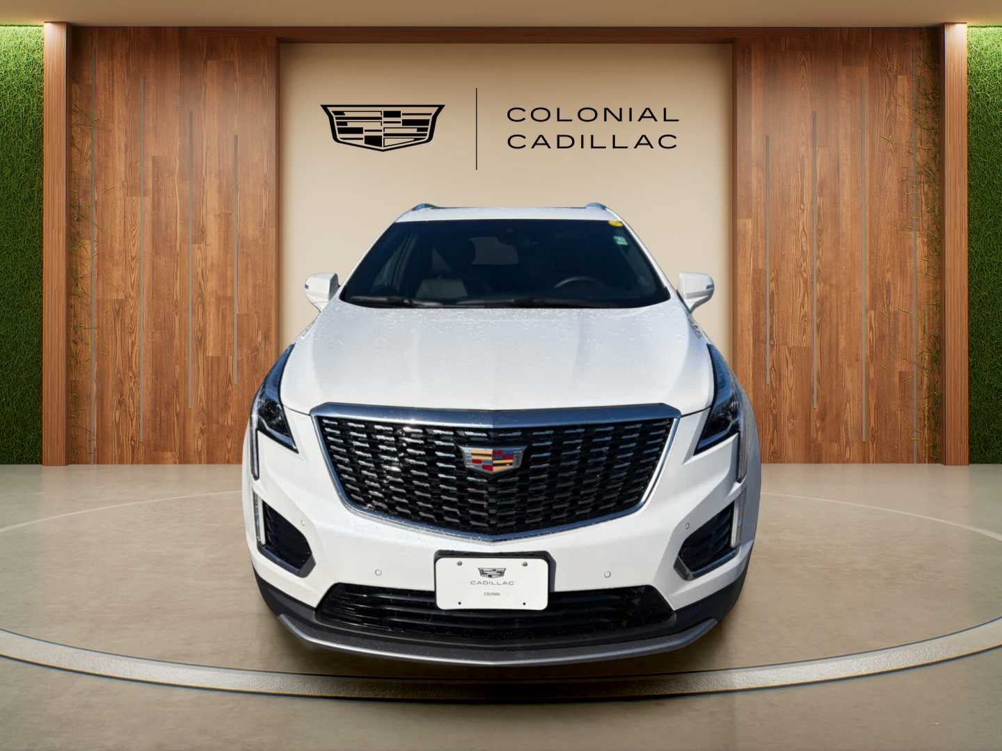 Used 2024 Cadillac XT5 Premium Luxury w/ LPO, Floor Liner Package AWD/4WD image 8