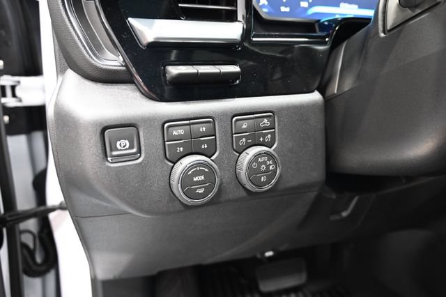 New 2026 Chevrolet Silverado 3500 LTZ w/ LTZ Plus Package AWD/4WD image 27