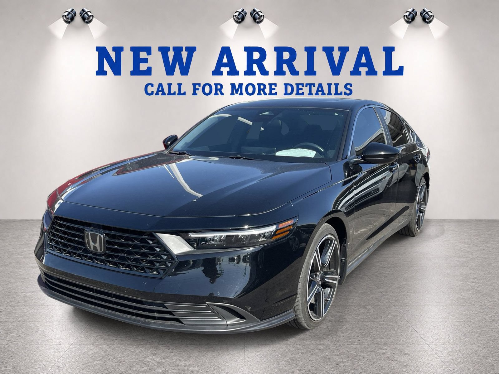 Used 2025 Honda Accord Sport image 2