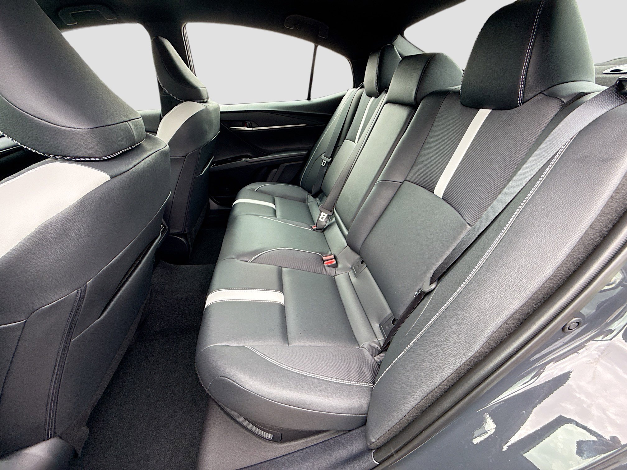 Used 2025 Toyota Camry SE image 21