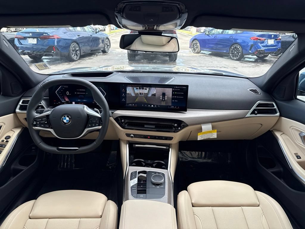 Used 2025 BMW 330i xDrive Sedan w/ Premium Package AWD/4WD image 13