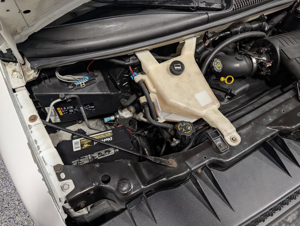 Used 2012 Chevrolet Express 1500 w/ Power Package RWD image 9