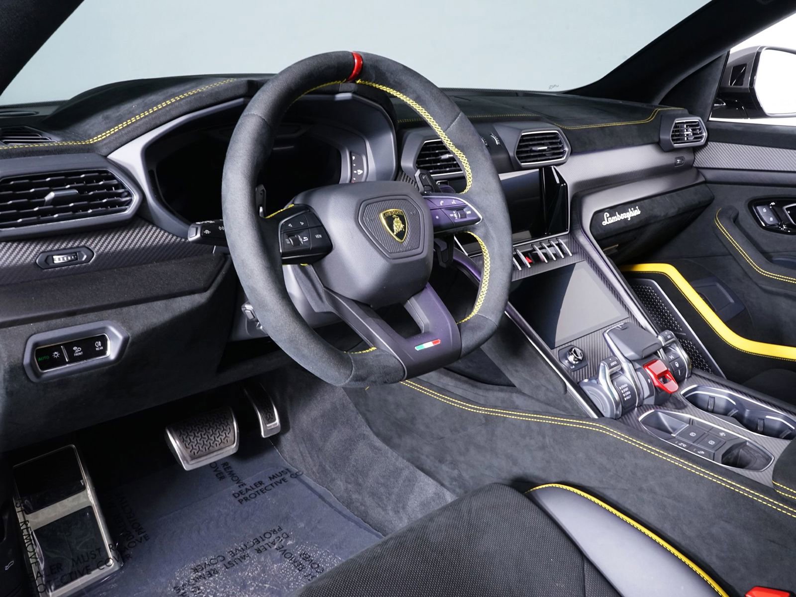 Used 2024 Lamborghini Urus Performante image 5