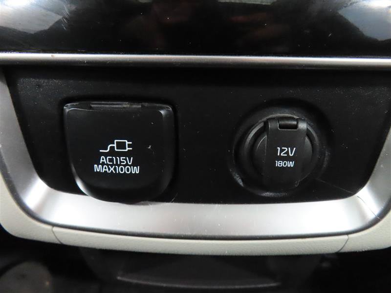 Used 2022 Kia Carnival SX Prestige image 35
