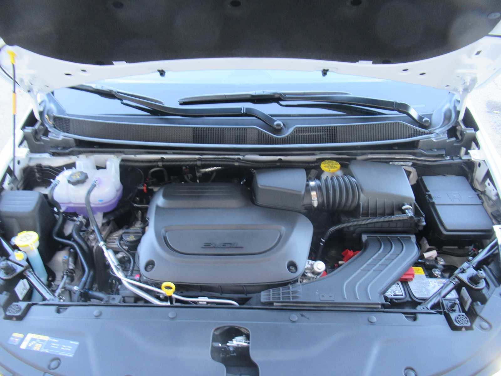 New 2026 Chrysler Pacifica Pinnacle image 16