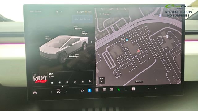 Used 2024 Tesla Cybertruck AWD Crew Cab image 42