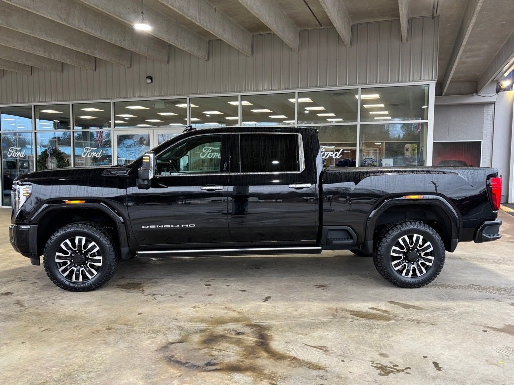 Used 2024 GMC Sierra 3500 Denali Ultimate image 24