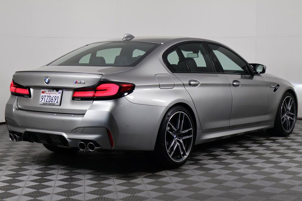 Used 2022 BMW M5 w/ Executive Package AWD/4WD image 4
