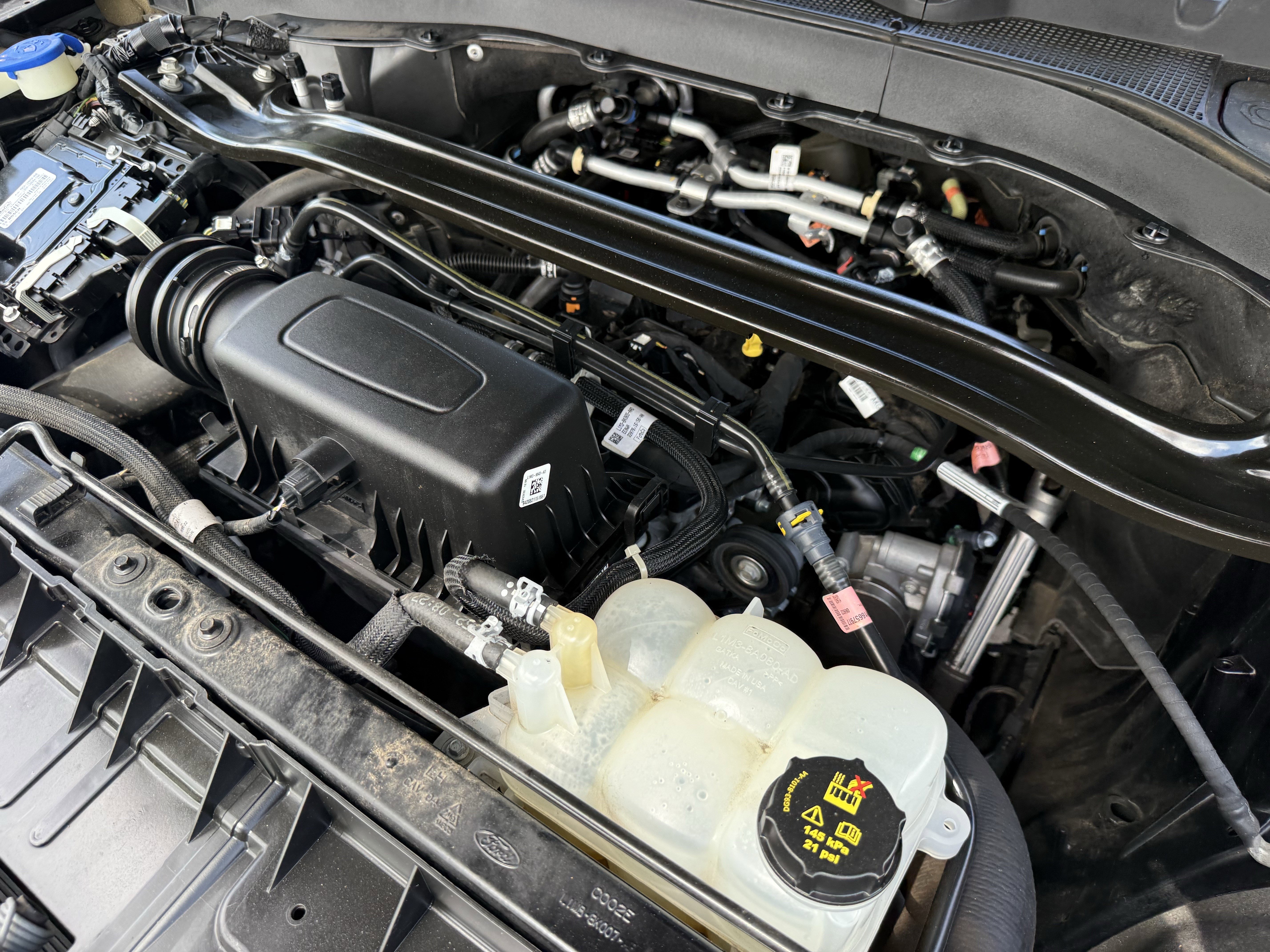 Used 2022 Ford Explorer Limited image 35