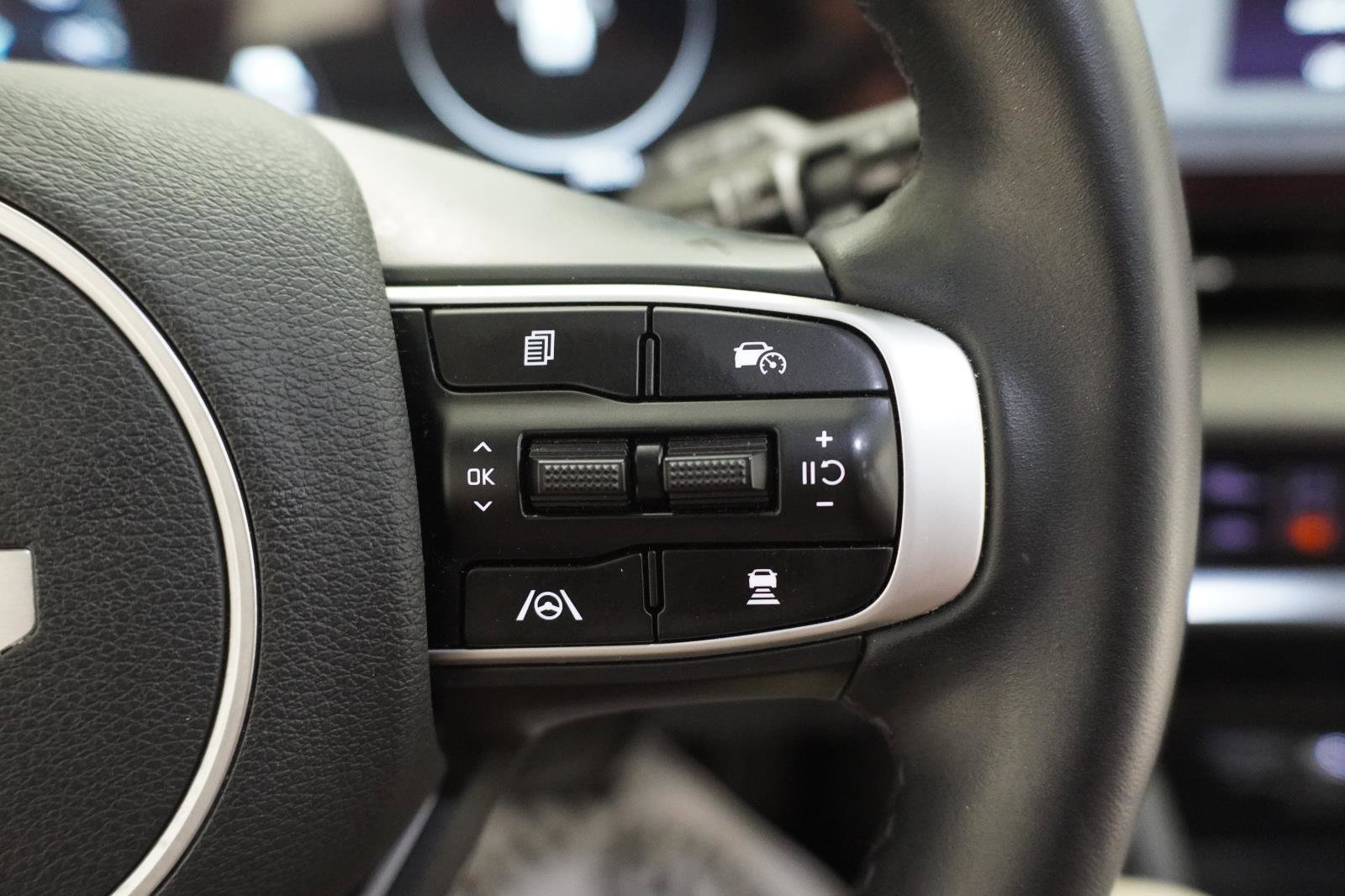 Used 2024 Kia Sportage SX FWD image 23