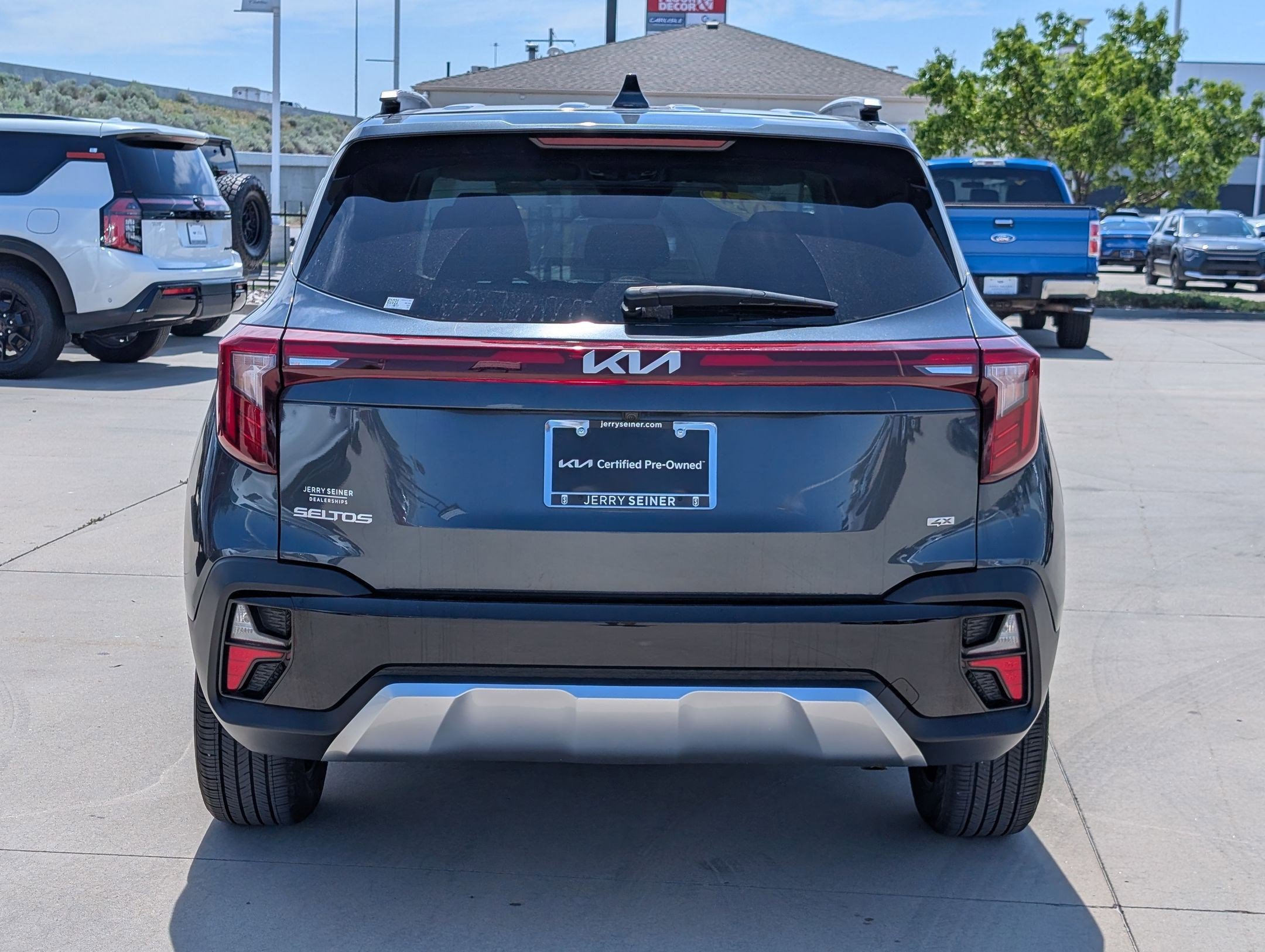 Certified 2024 Kia Seltos EX AWD/4WD image 4