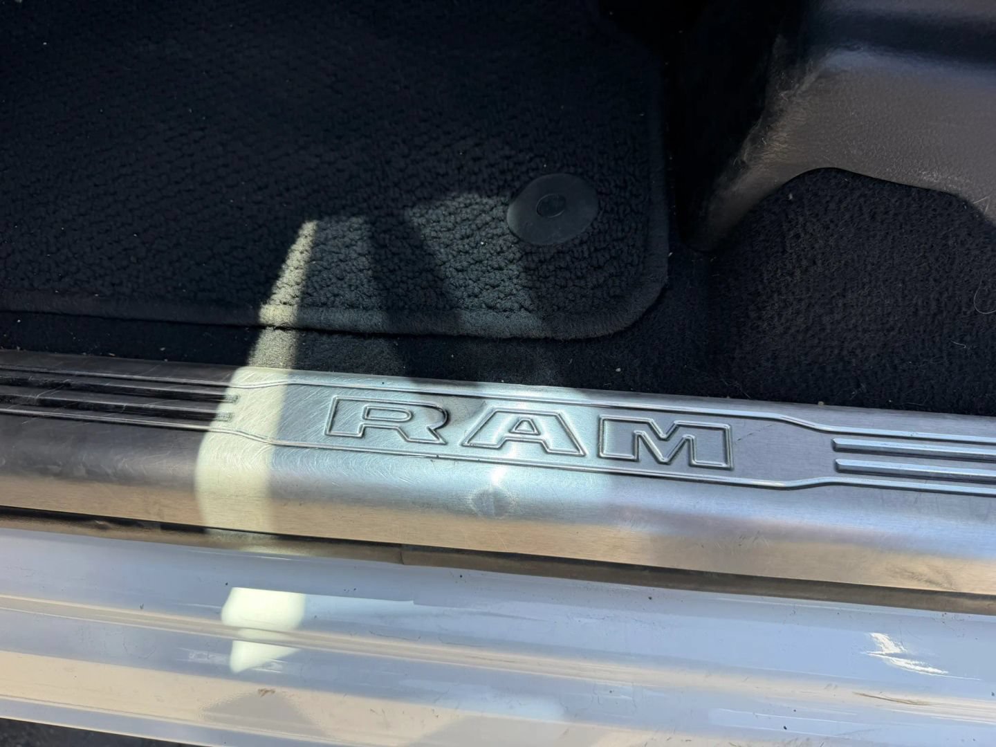 Used 2021 RAM 2500 Laramie AWD/4WD image 32