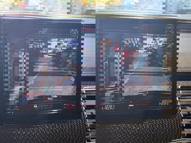 Used 2016 Audi S8 AWD/4WD image 23