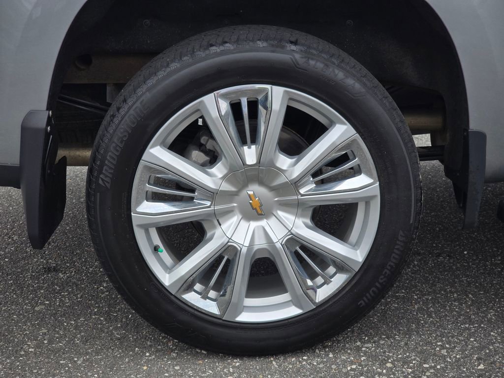 Certified 2024 Chevrolet Silverado 1500 High Country w/ High Country Premium Package AWD/4WD image 29