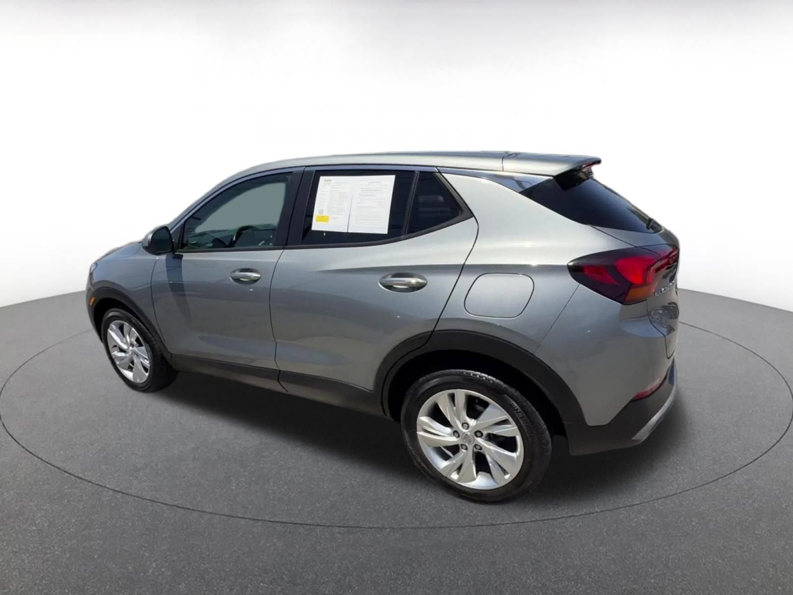 Used 2025 Buick Encore GX Preferred FWD image 10