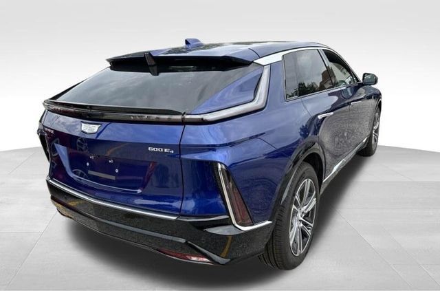 Used 2024 Cadillac Lyriq Luxury w/ LPO, Floor Liner Package AWD/4WD video 2