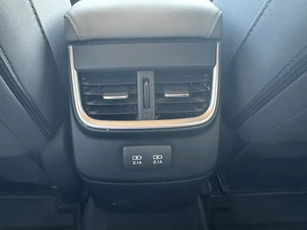 Used 2022 Subaru Outback Premium AWD/4WD image 24