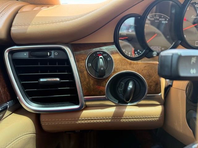 Used 2011 Porsche Panamera Turbo image 33