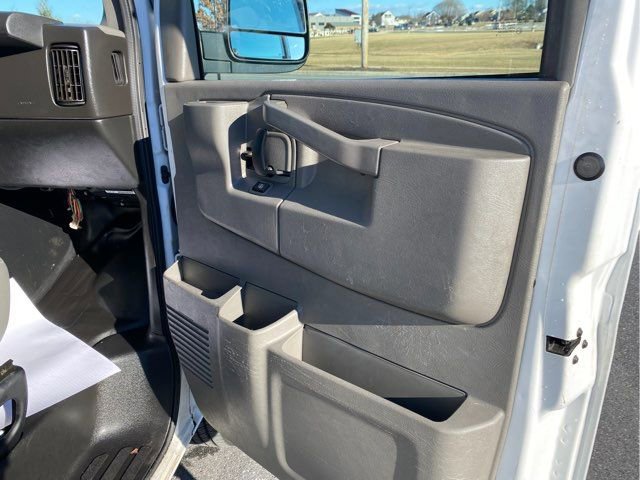 Used 2019 Chevrolet Express 3500 w/ Driver Convenience Package image 16