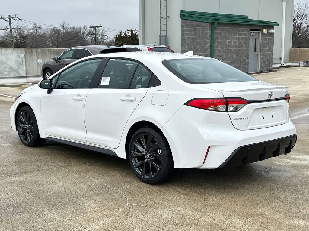 New 2026 Toyota Corolla SE image 3