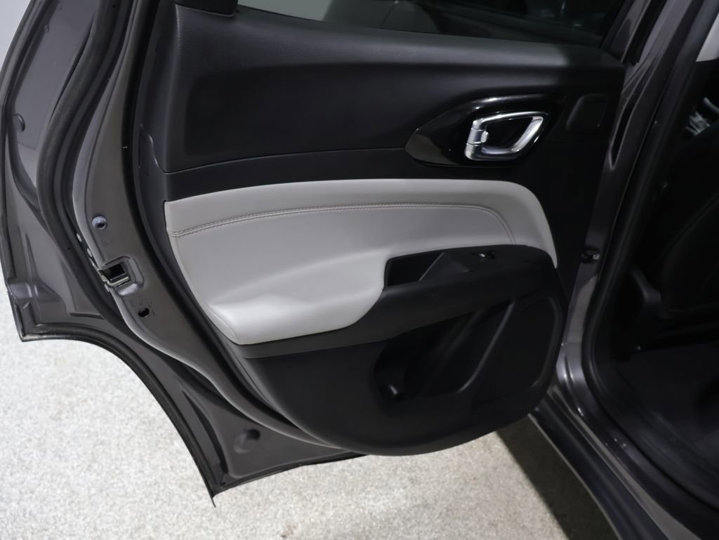 Certified 2022 Jeep Compass Limited w/ Sun and Sound Group image 19