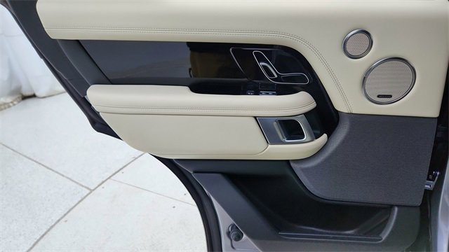 Used 2022 Land Rover Range Rover Westminster Edition image 31