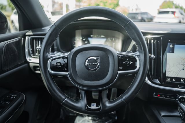 Used 2020 Volvo S60 T6 R-Design AWD/4WD image 30