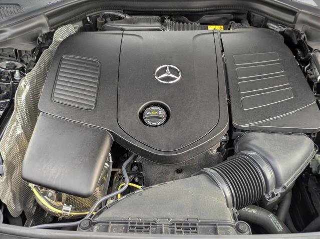 Used 2025 Mercedes-Benz GLC 300 4MATIC image 22