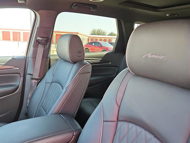Certified 2023 Buick Enclave Avenir w/ Avenir Technology Package image 11