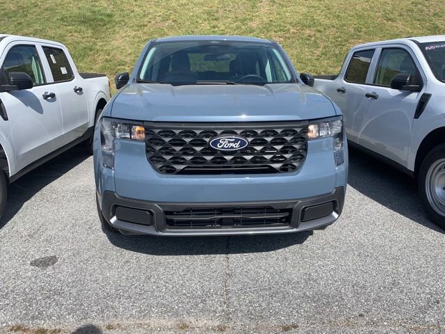 New 2026 Ford Maverick XLT image 3