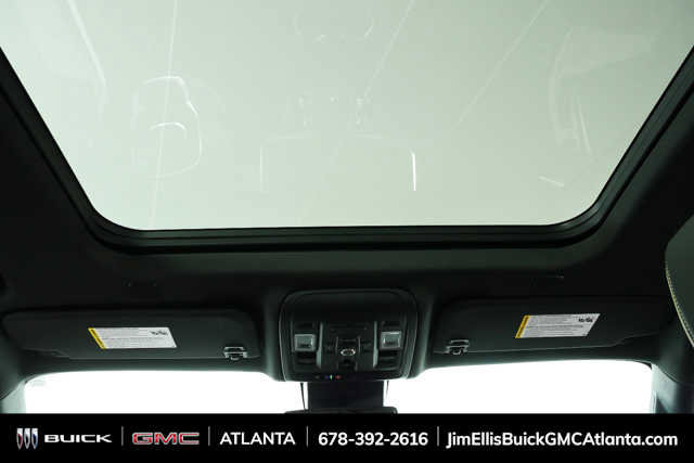 Used 2023 GMC Yukon SLT w/ SLT Premium Package image 20