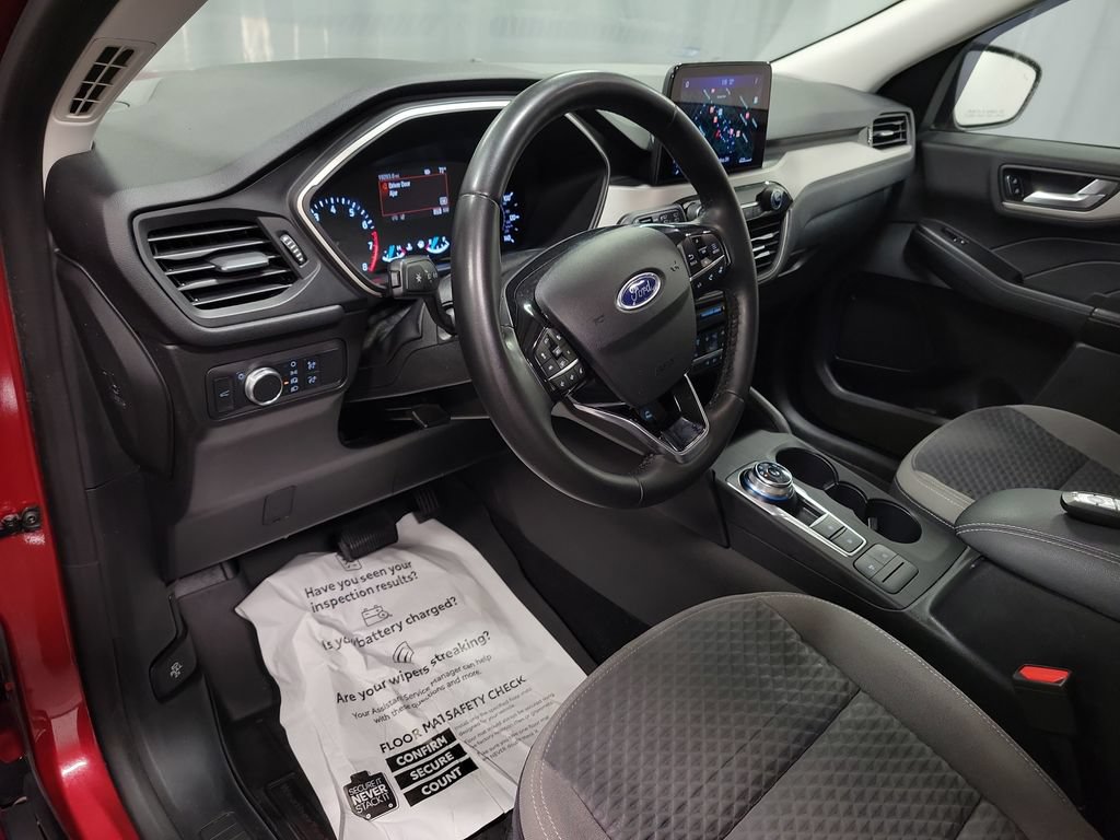 Used 2021 Ford Escape SE w/ Convenience Package AWD/4WD image 16