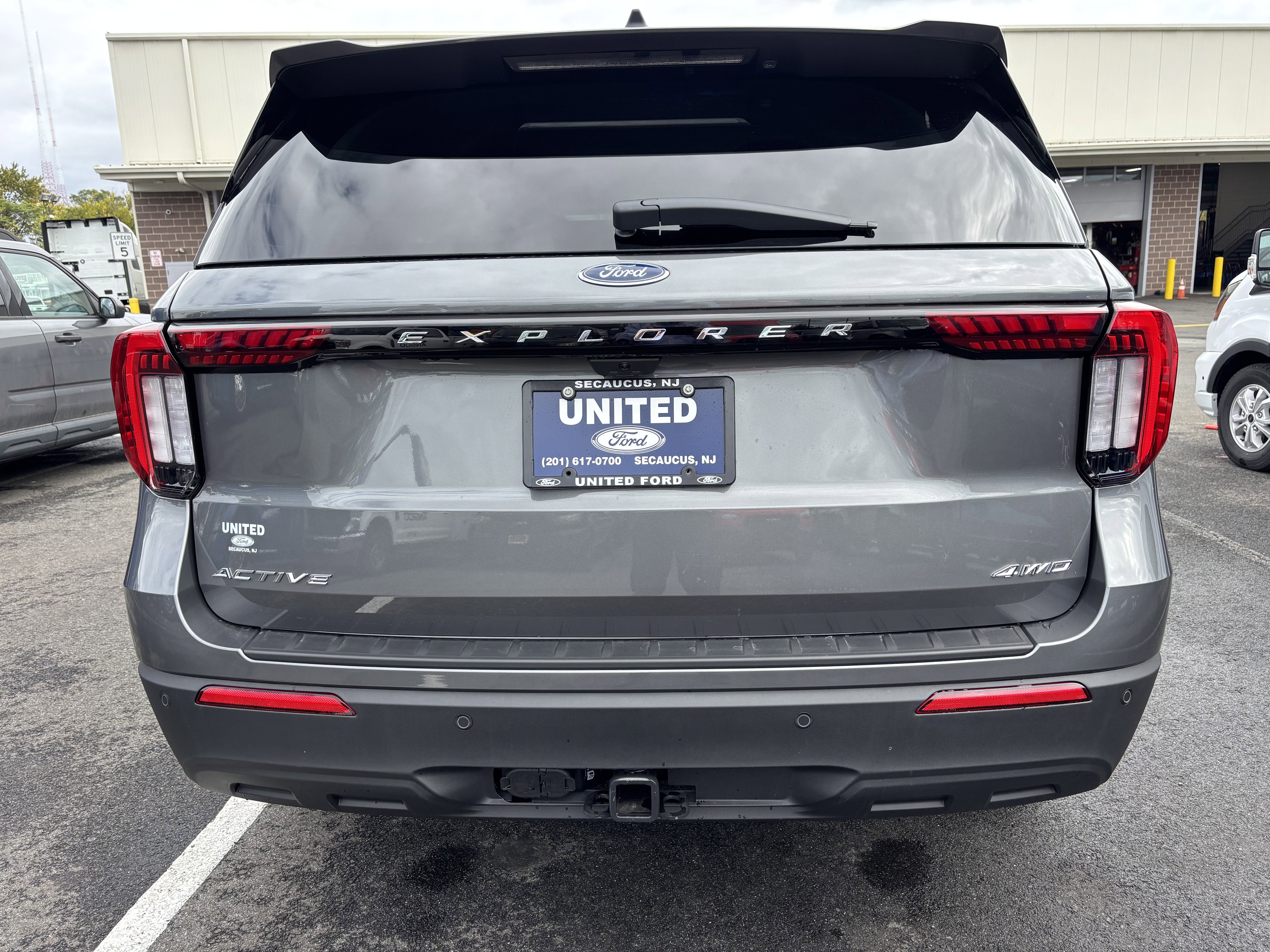 New 2025 Ford Explorer Active image 6