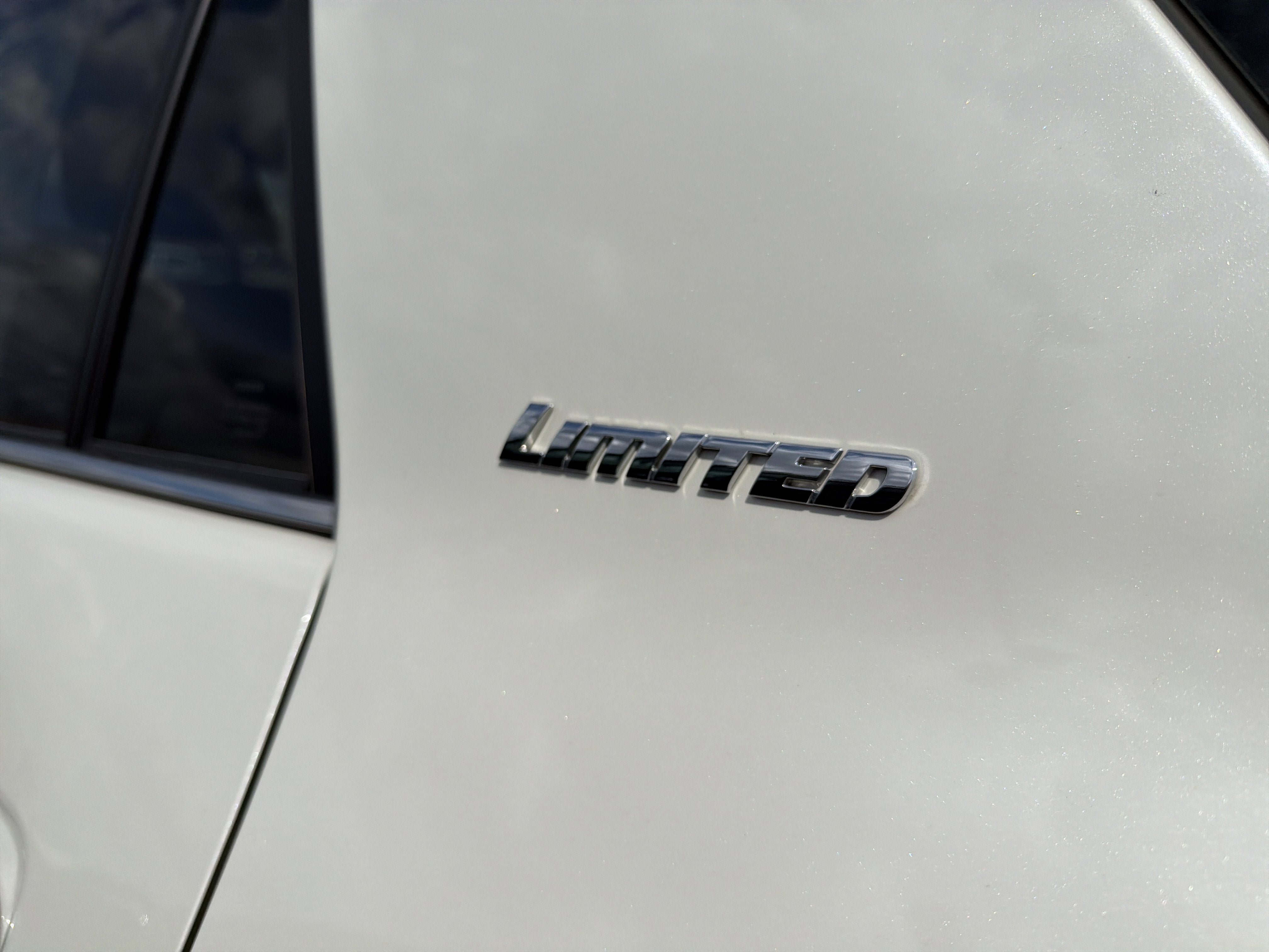 Used 2023 Toyota 4Runner Limited AWD/4WD image 8