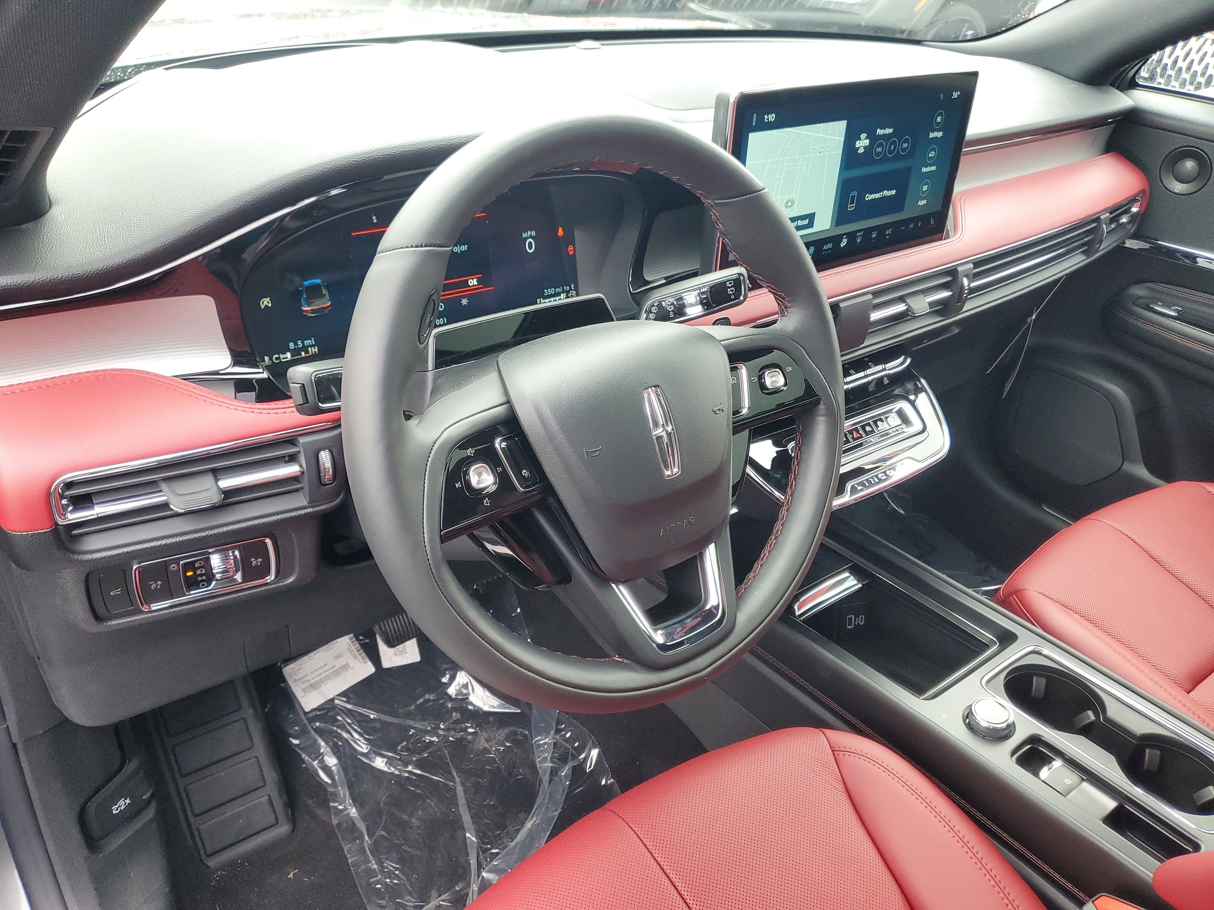 New 2025 Lincoln Corsair Reserve w/ Equipment Group 202A image 13