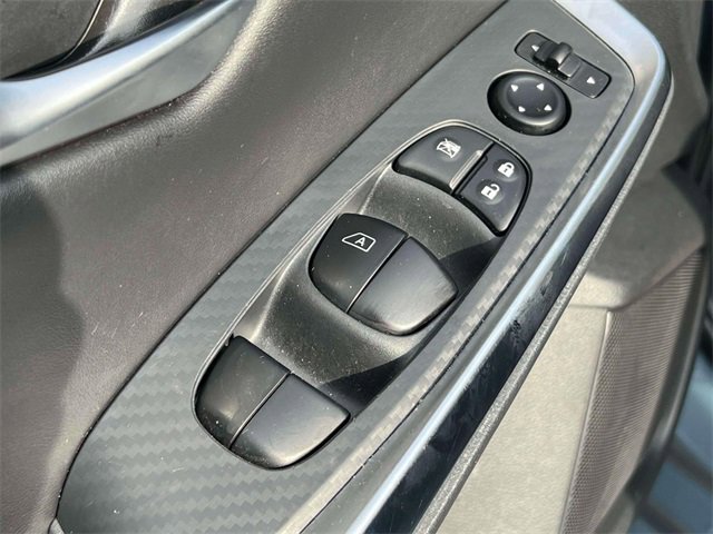 Used 2025 Nissan Sentra SR w/ Trunk Package image 18