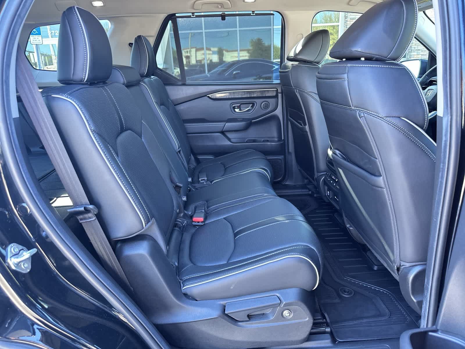 Certified 2025 Honda Pilot Elite image 16