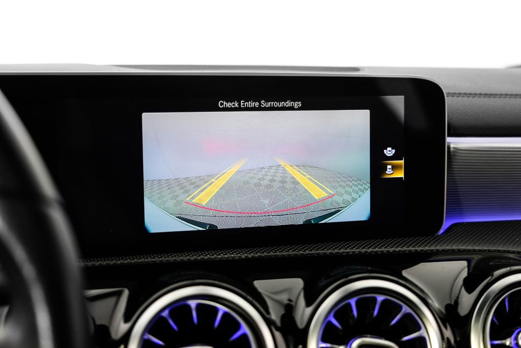 Used 2020 Mercedes-Benz CLA 250 image 21