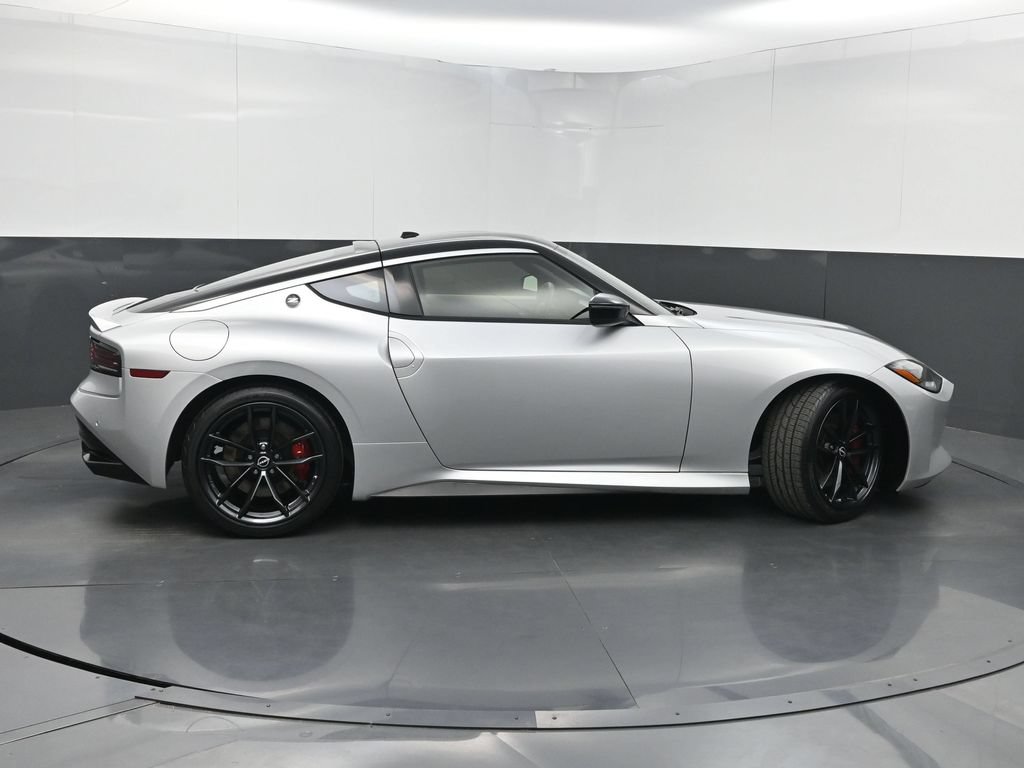 Used 2025 Nissan Z Performance w/ Floor Mat Package RWD image 41