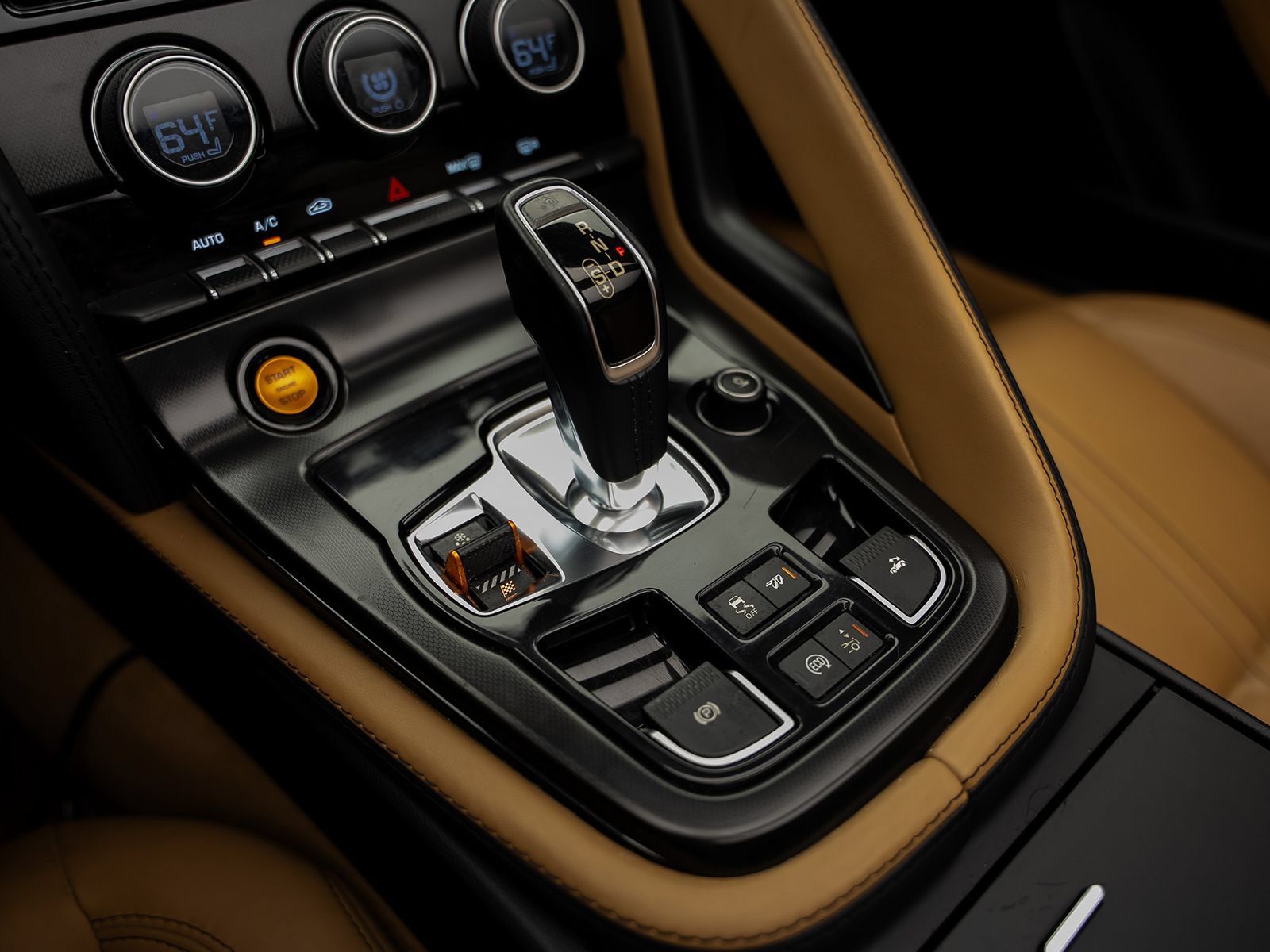 Used 2015 Jaguar F-TYPE S RWD image 46
