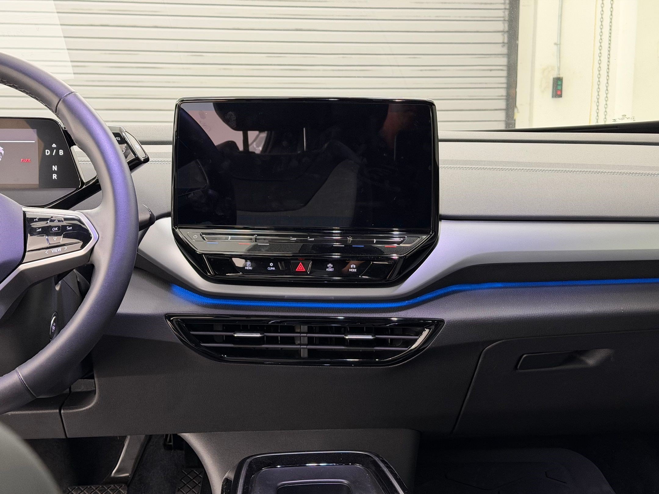 Used 2024 Volkswagen ID.4 2WD image 17