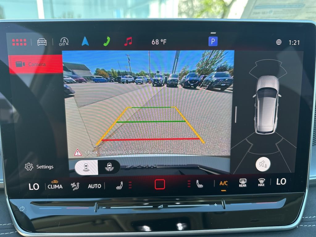 New 2025 Volkswagen Tiguan SE image 19