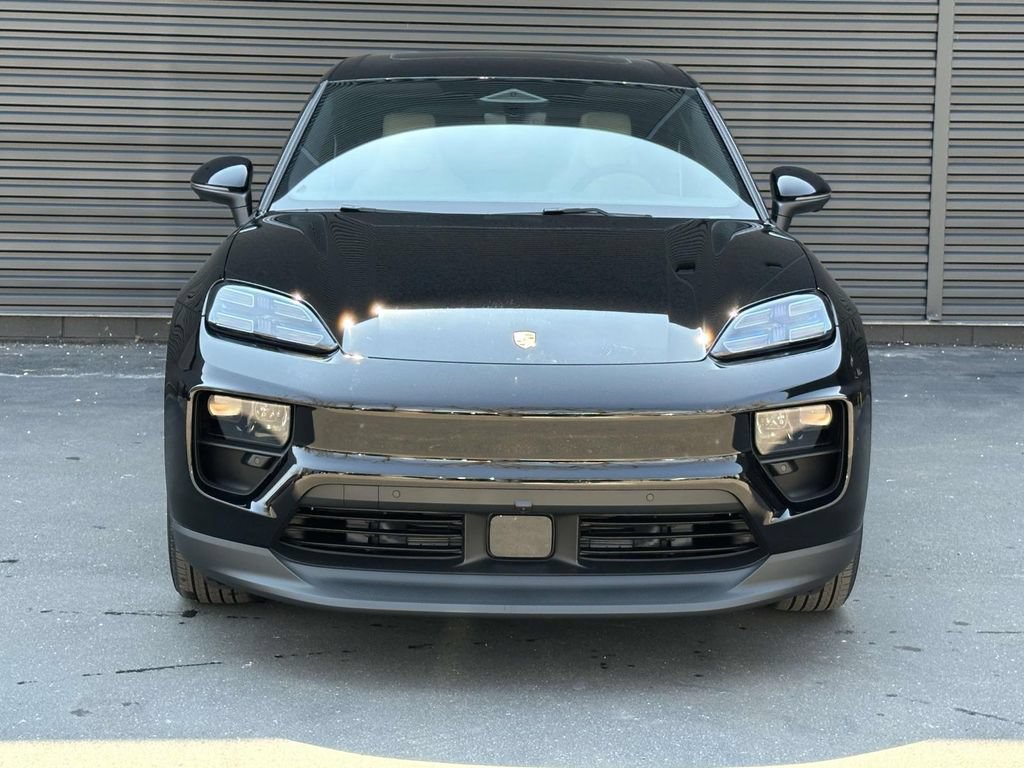 New 2026 Porsche Macan 4 Electric AWD/4WD image 8