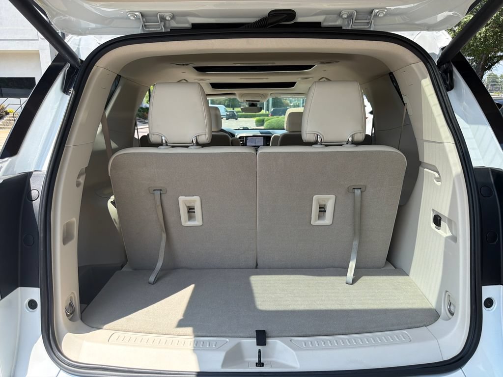 Used 2021 GMC Acadia Denali w/ Denali Technology Package FWD image 30