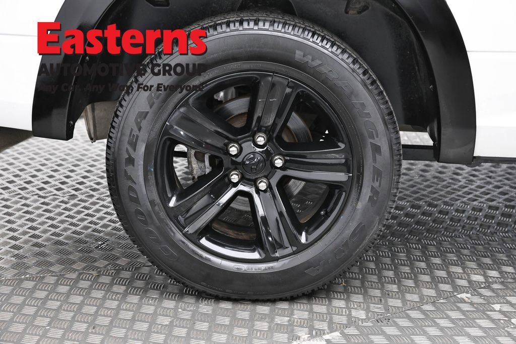 Used 2024 RAM 1500 Classic Warlock RWD image 29
